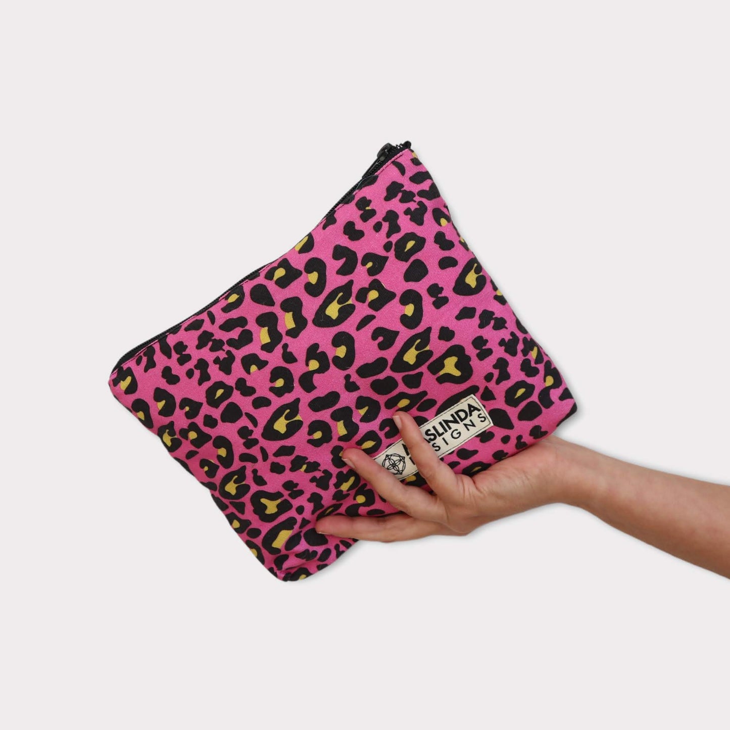 Make-up bag - Pink Leo - Maslinda Designs