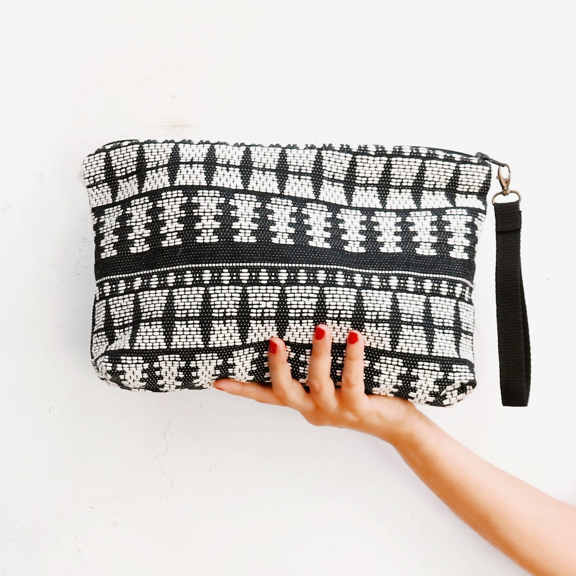 Billie Zippered Clutch Bag - Black & White - Maslinda Designs